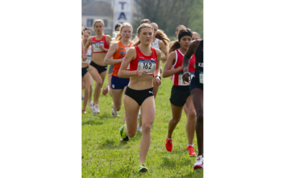 Lisa Redlinger läuft bei den World University Championships auf Rang 7 und Rang 5 mit dem Österr. Team
